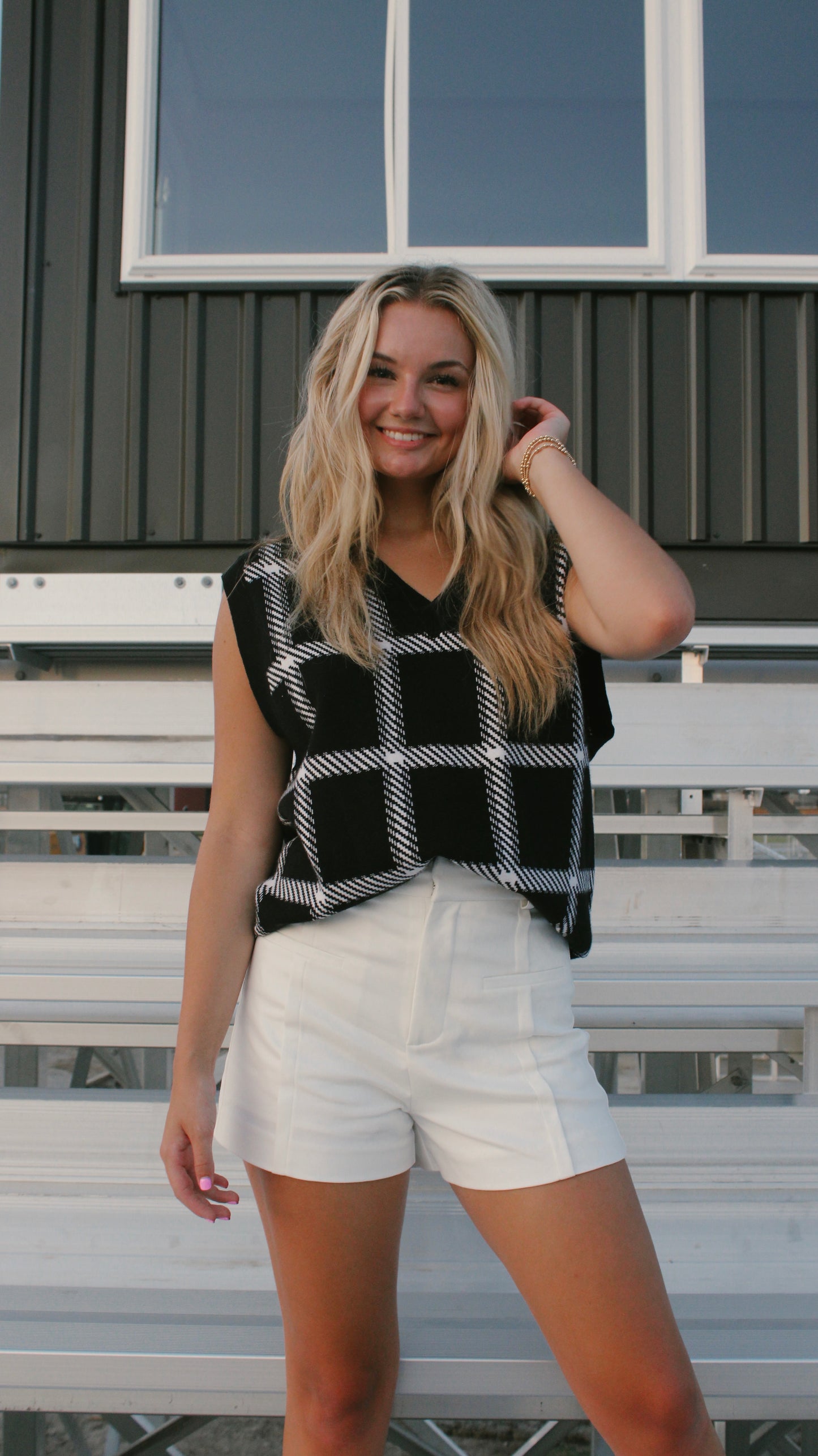 sunday brunch white shorts