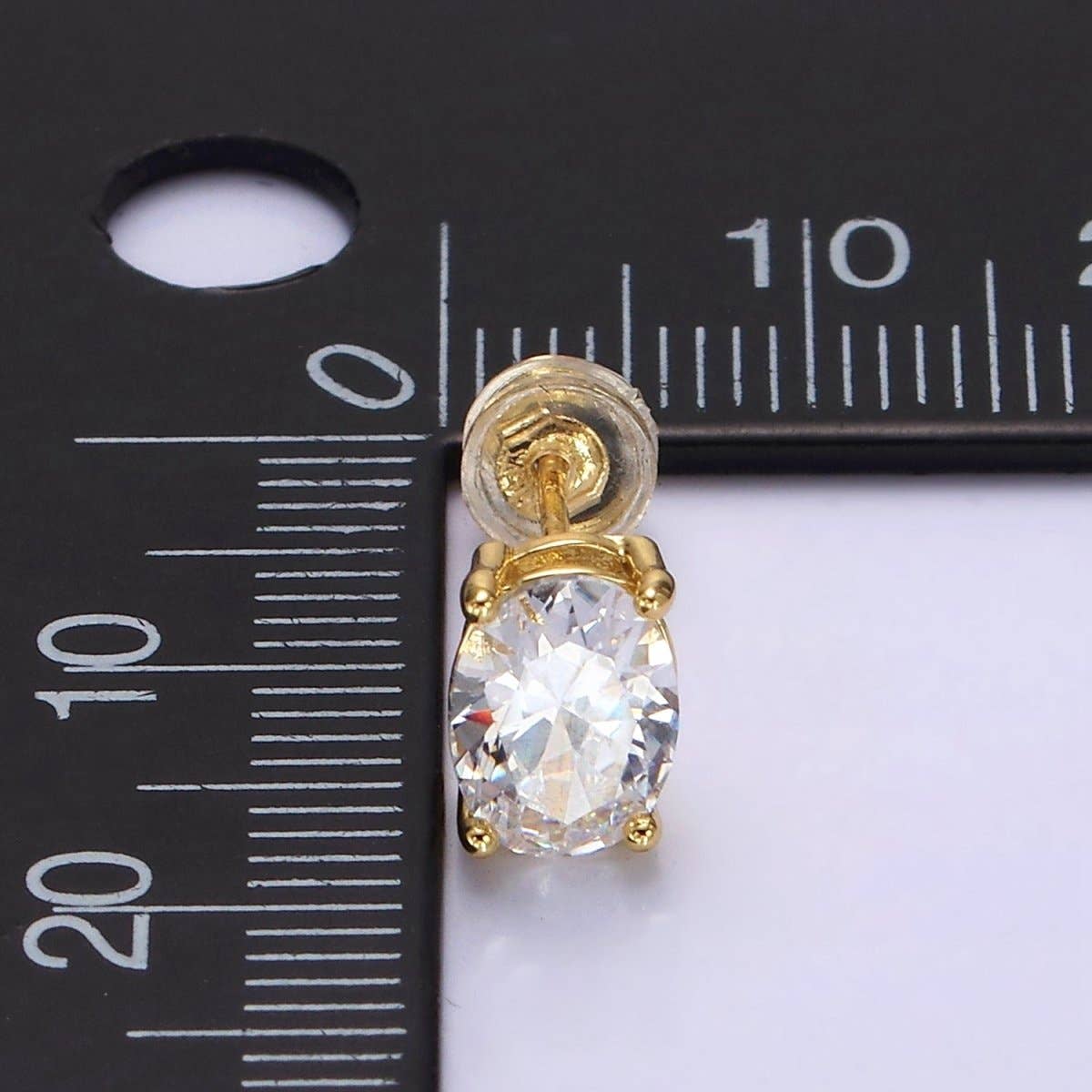 oval diamond studs