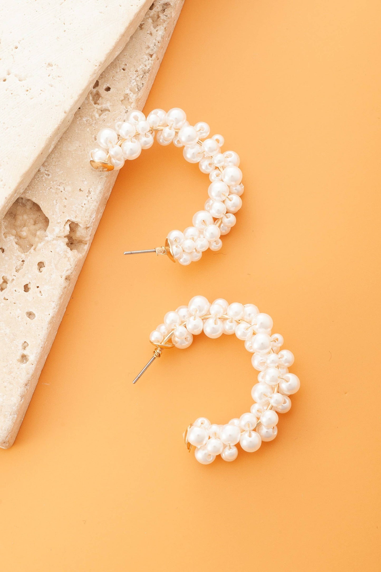 dylin pearl hoops