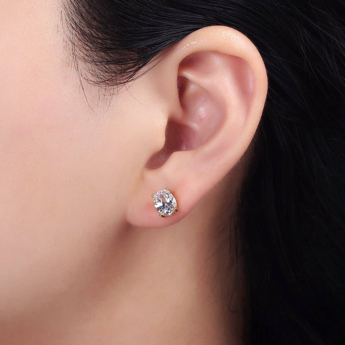 oval diamond studs