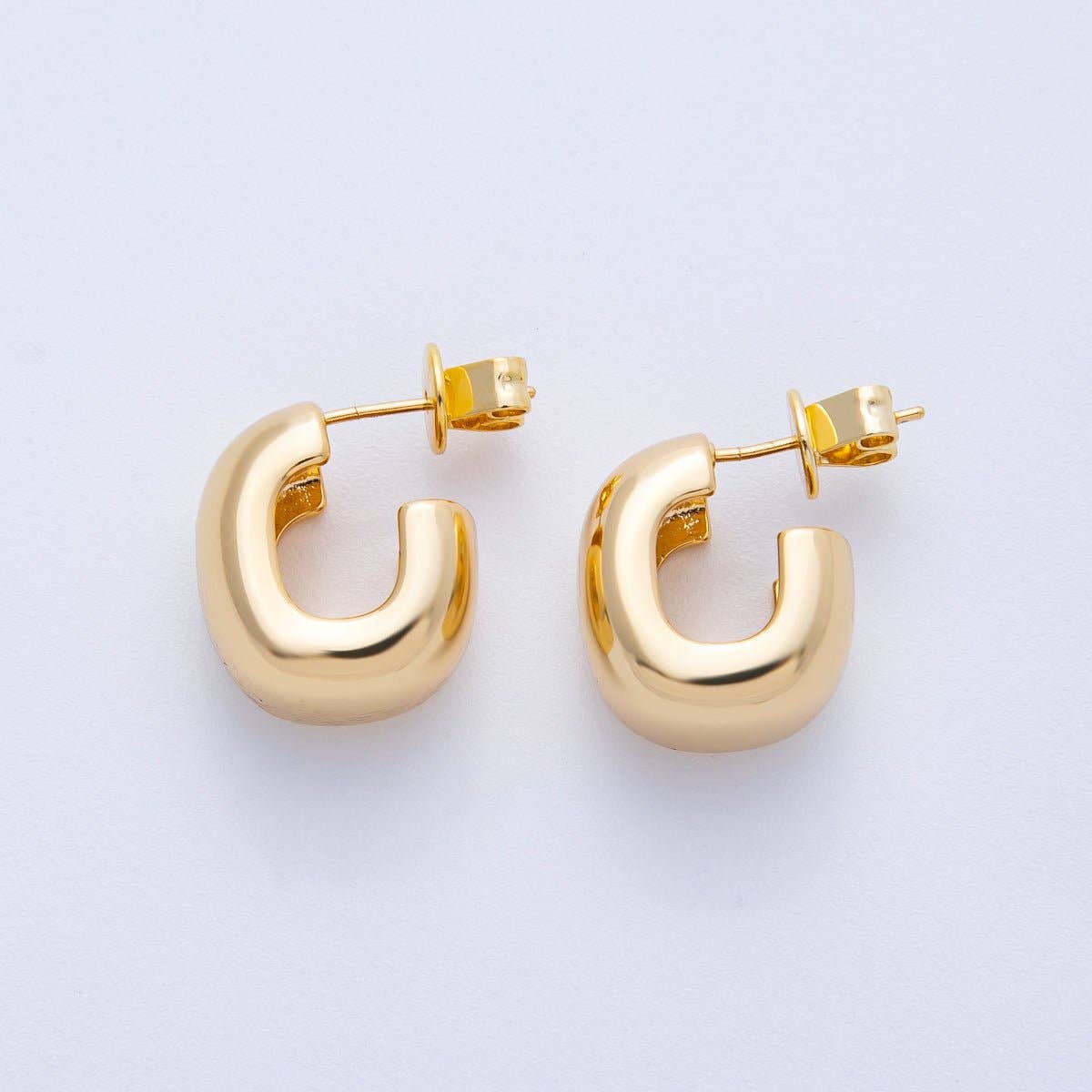 chunky gold hoops