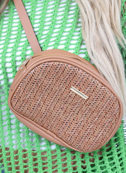 beach day straw belt bag